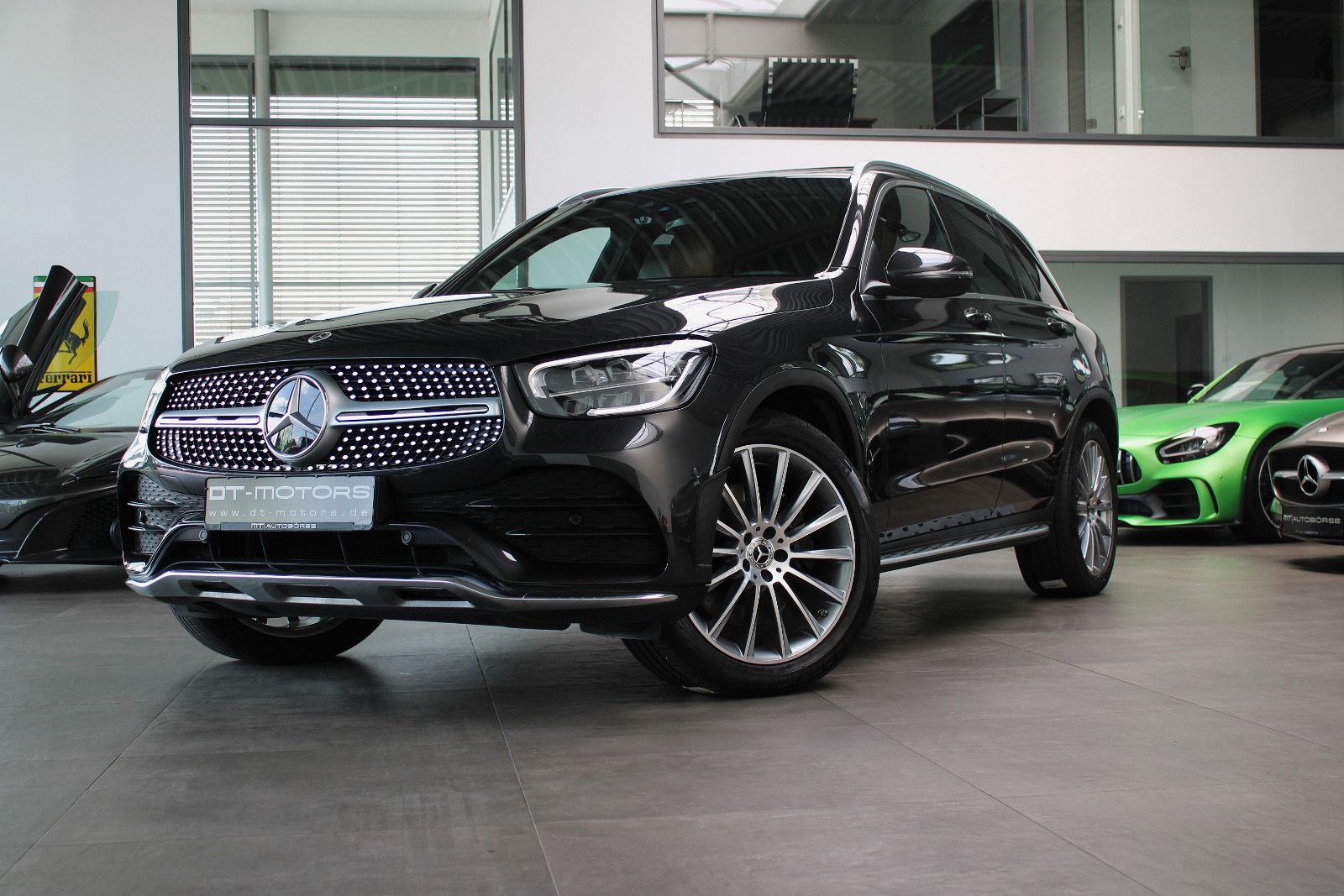 MERCEDES-BENZ GLC 400d 4M 9G AMG-LINE/BURMESTER/PANO./LED/20"