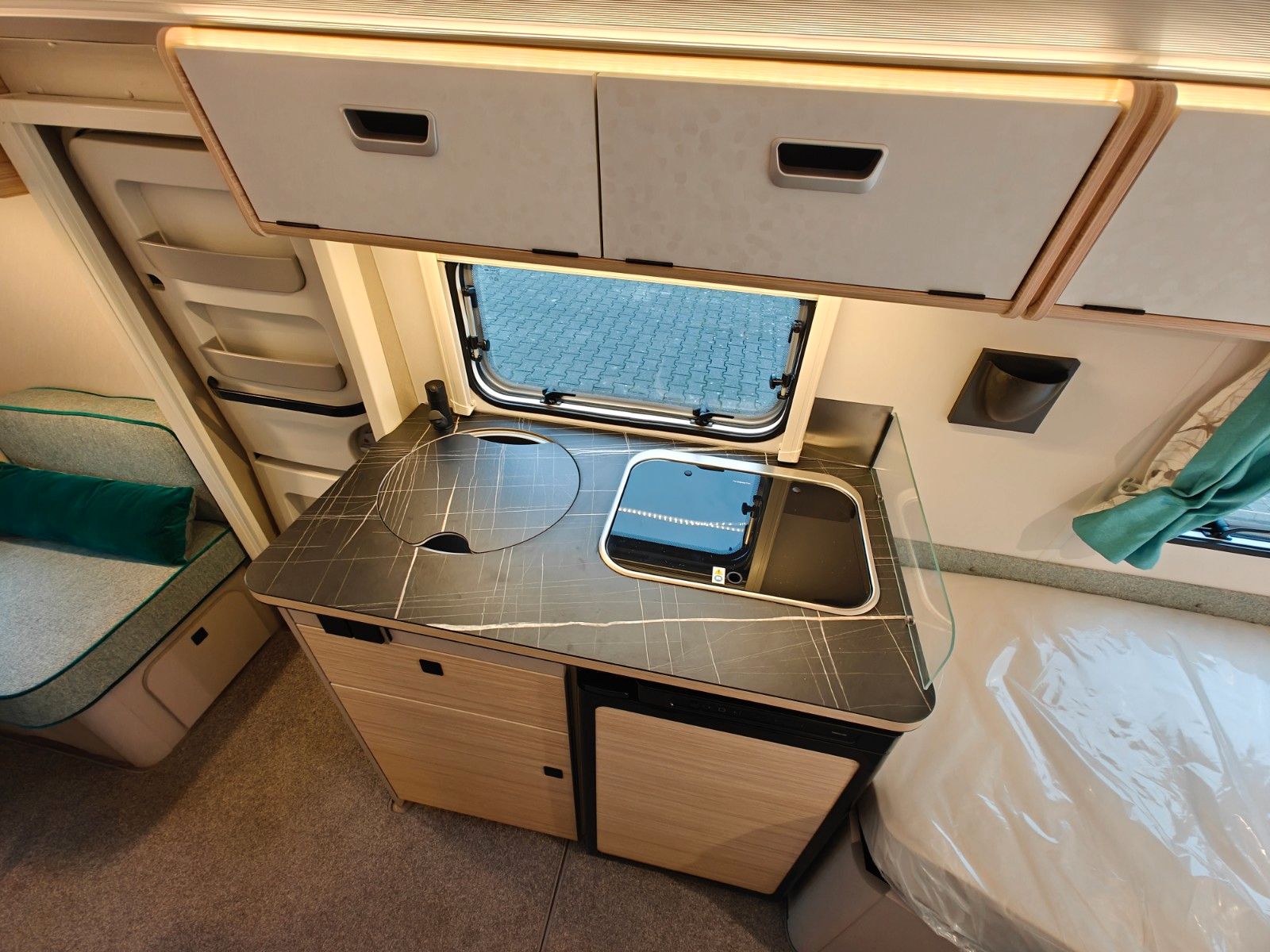 Fahrzeugabbildung HYMER / ERIBA / HYMERCAR Touring 542 Harbour Blue - SUMMER-SALE -