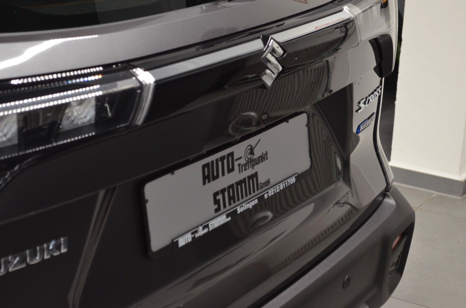 Fahrzeugabbildung Suzuki (SX4) S-Cross 1.5 DUALJET Hybrid Comfort AGS