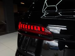 AUDI Q7 50 TDI Competition Plus*HEAD*PANO*360*1.HAND