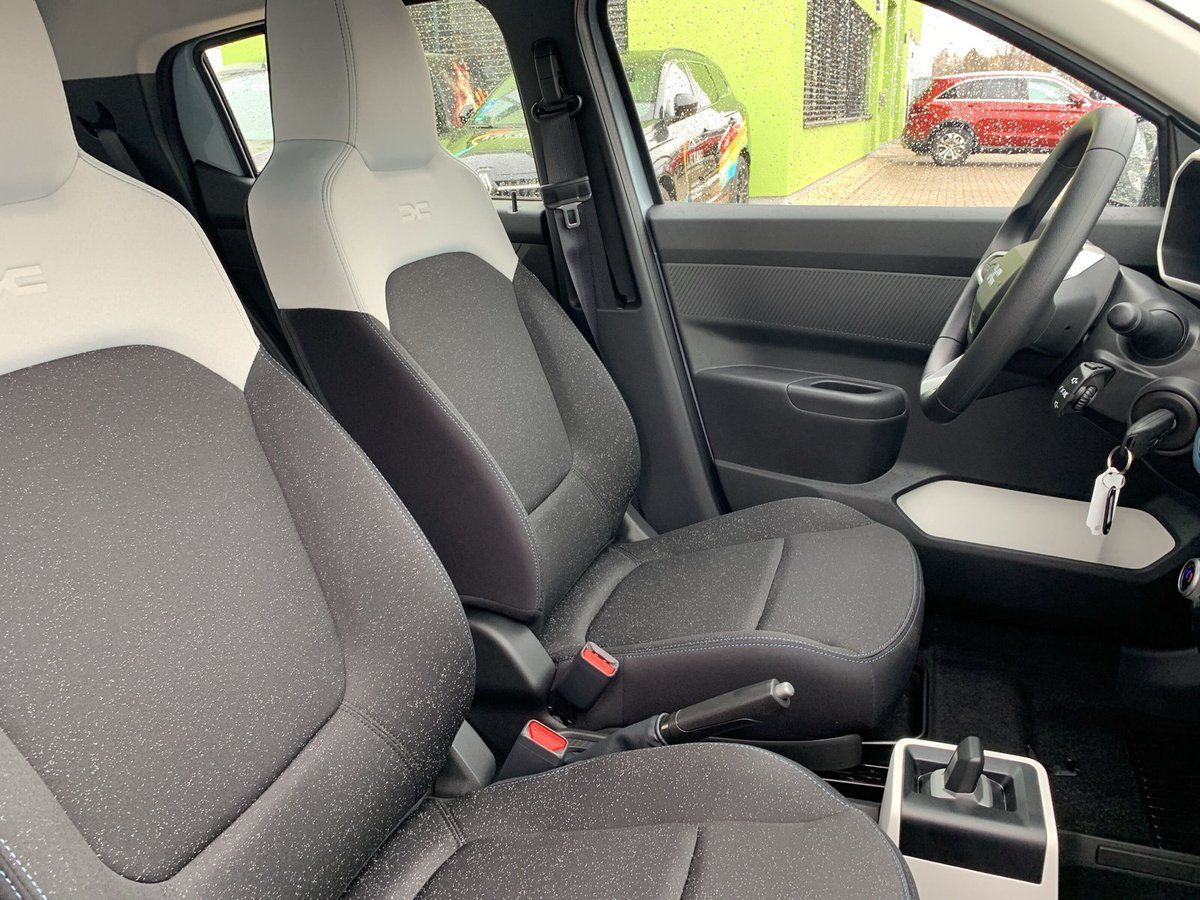 Dacia Spring - Bild 25
