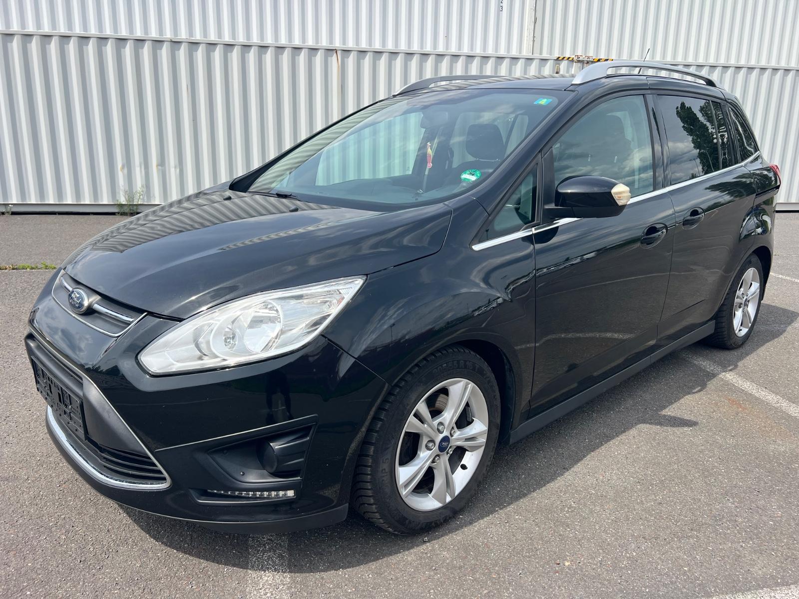 Ford Grand C-Max 1,6 EcoBoost 110kW Titanium
