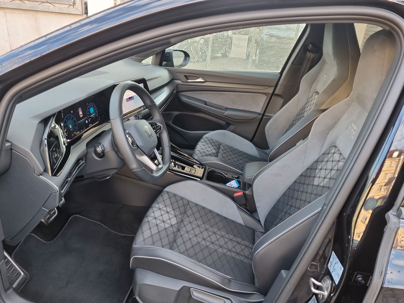 Volkswagen Golf - Bild 12