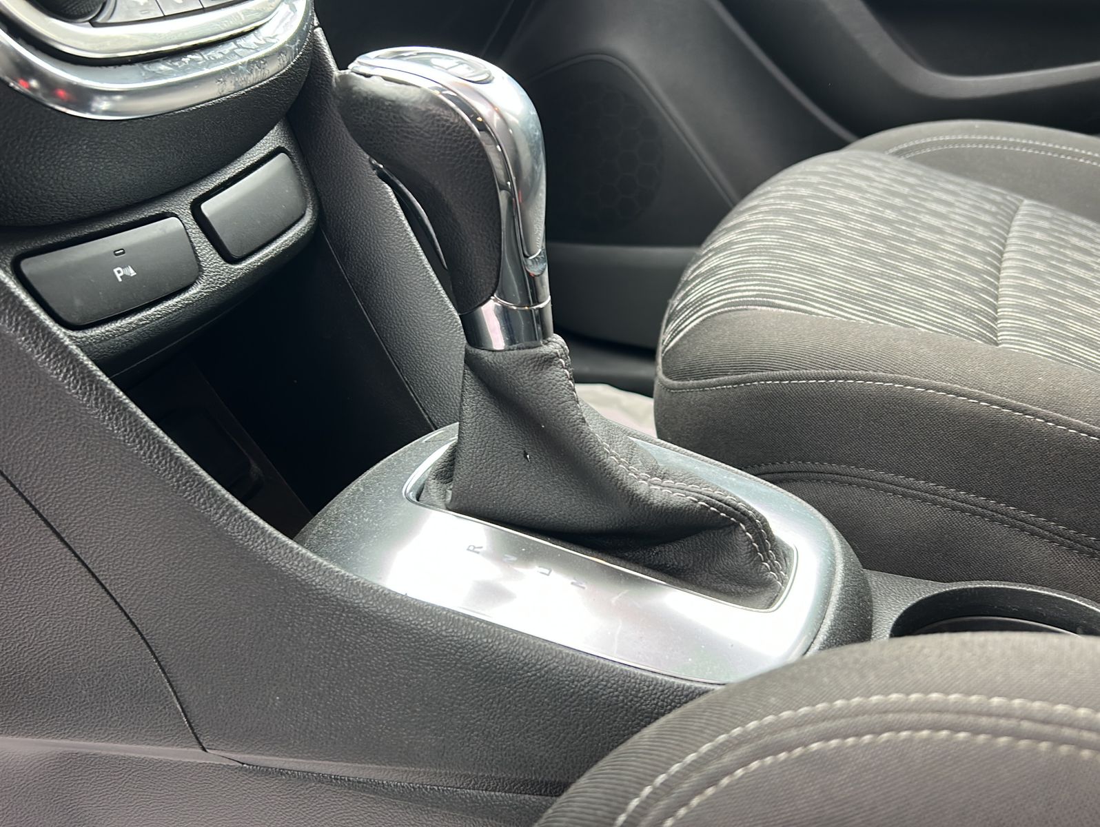 Fahrzeugabbildung Opel Mokka Edition