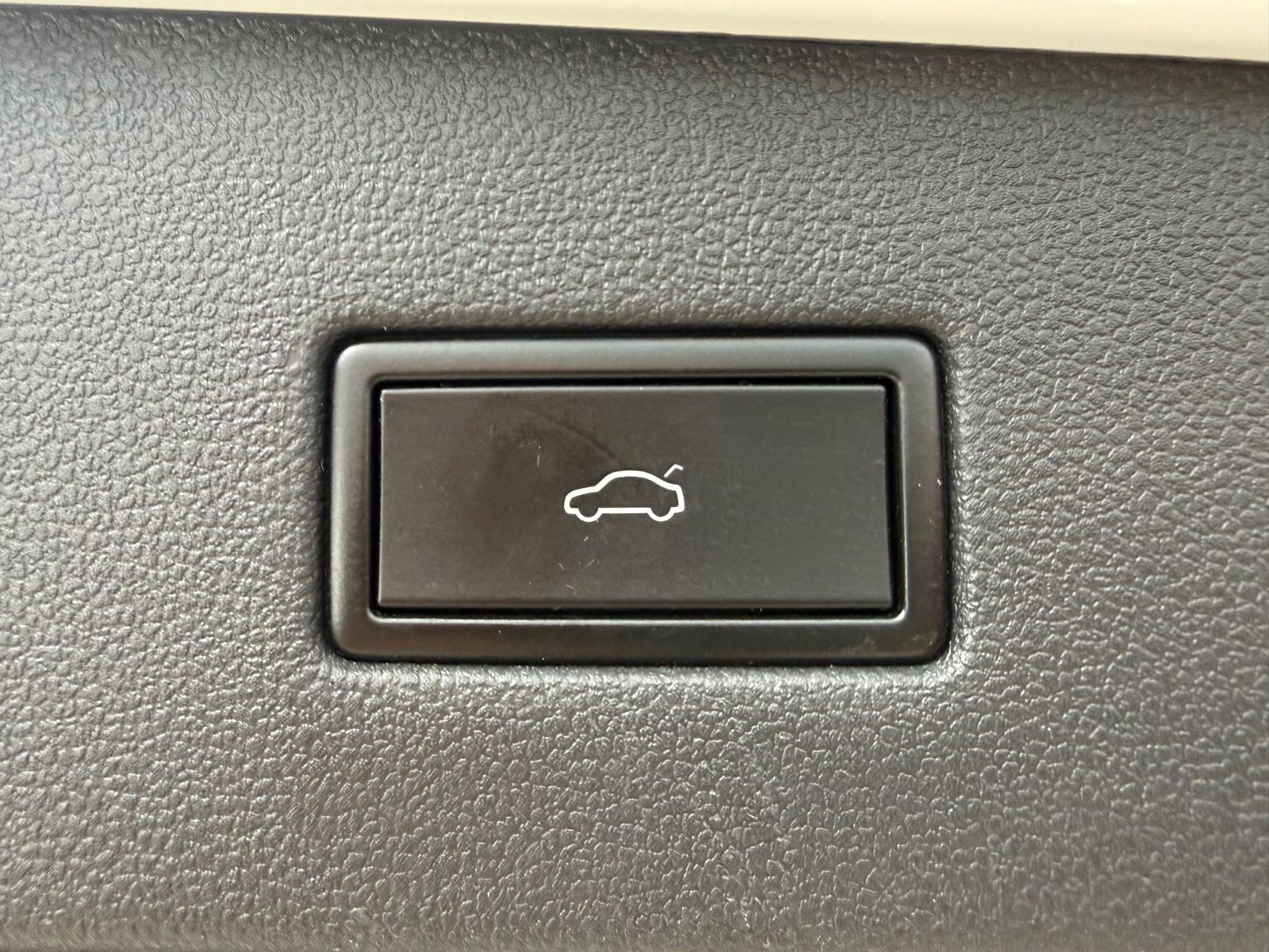 Tiguan Allspace Highline 4Motion*7-SITZER*NAVI*2