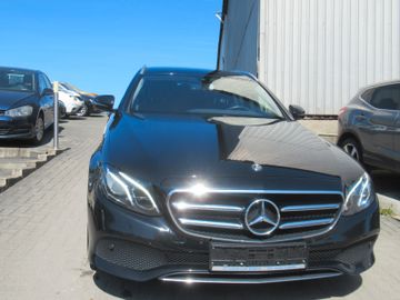 Mercedes E 220 - 4