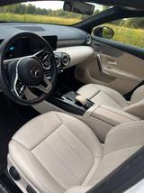 Mercedes-Benz     Mercedes A180 Limousine Automatik - gebrauchte Mercedes-Benz A 180 aus dem Jahr 2020