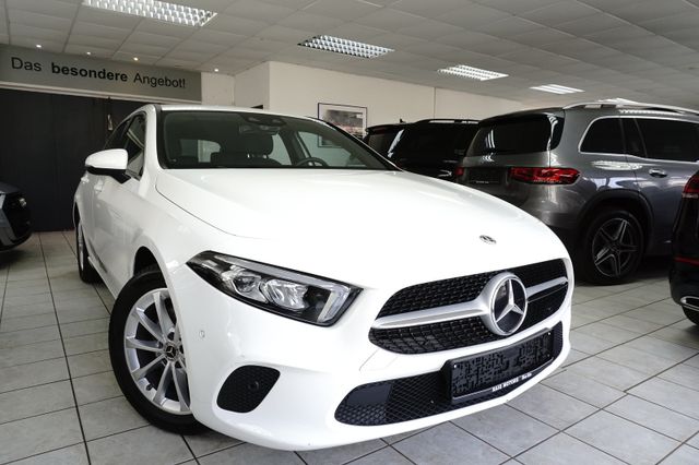 MERCEDES-BENZ A 220 4Matic MBUX TOTW. WIDESCREEN 1. HAND 14tkm