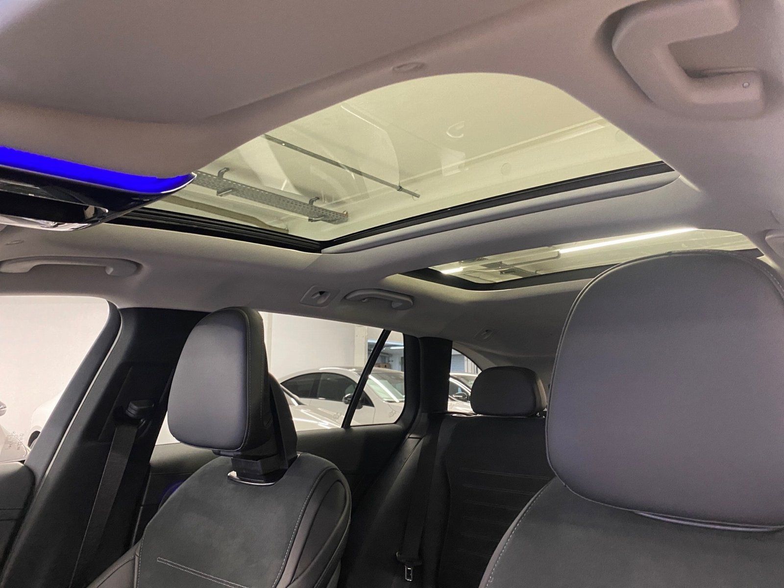 Fahrzeugabbildung Mercedes-Benz C 200 T AMG*Pano*AHK*Night*Totwink*Memo*LED*Kam*