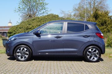Hyundai i10 Trend AUT.-NAVI-ALU-TEMPOMAT-KAMERA-SHZG-PDC