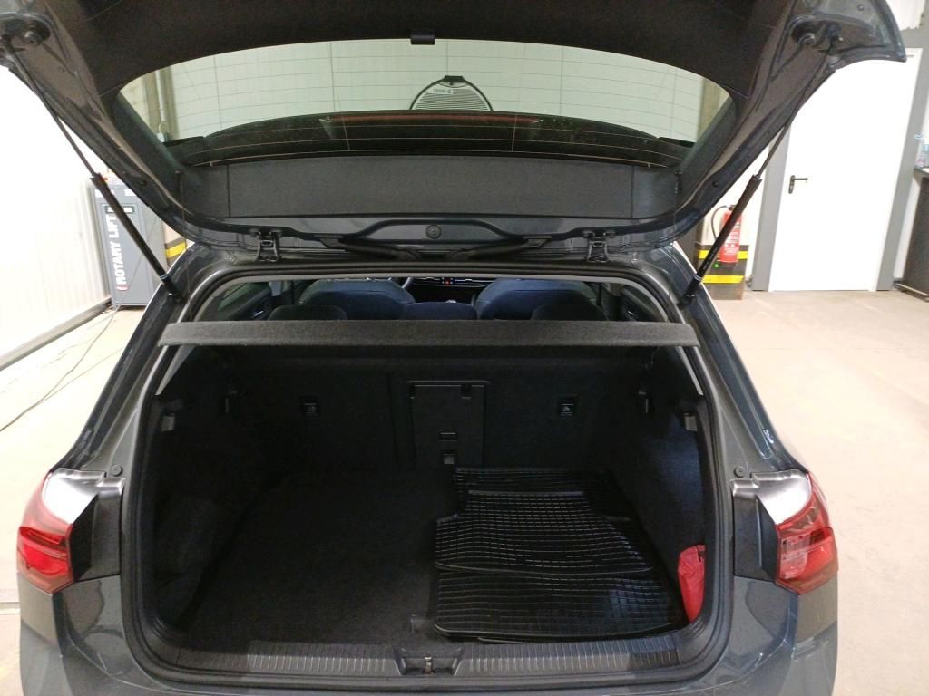 Volkswagen Golf - Bild 6