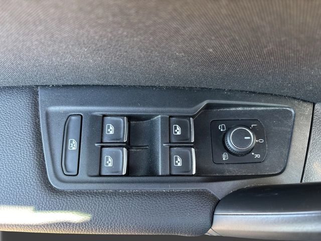Tiguan Elegance 4Motion 2.0 TDI, AHK, Navi, Matr