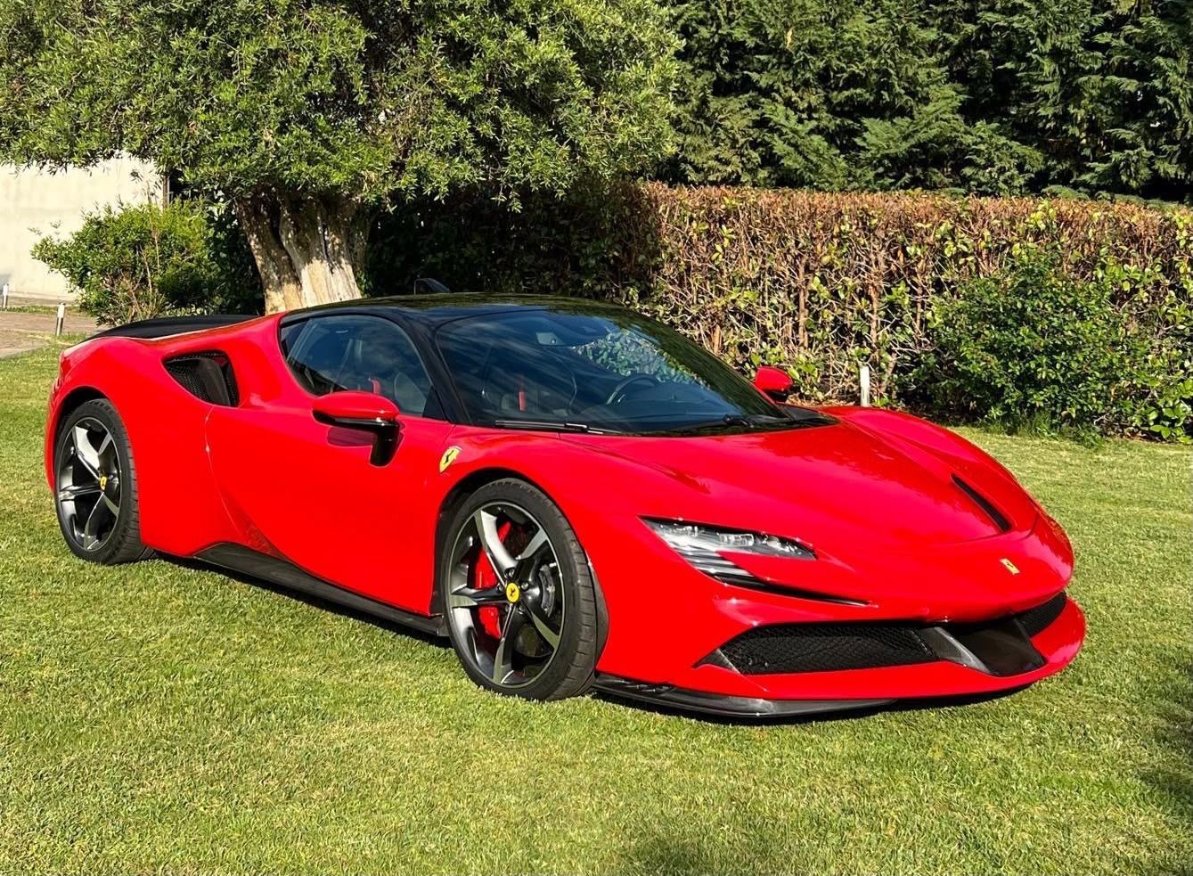 Ferrari SF90 Stradale Assetto Fiorano Esteso