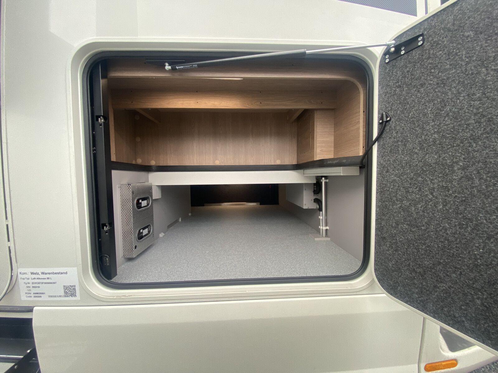 Fahrzeugabbildung Morelo Loft Alkoven 88 L AHK, Gastank, Spülmaschine