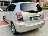 Toyota Corolla Verso 2.2 D kamera 7.Sitzer Klimaaut. - Toyota Corolla Verso mit Diesel-Antrieb: 2.2