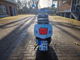 Vespa GTS 300 - VESPA WEIß