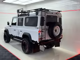 Land Rover DEFENDER 110 TD4 KAMERA/SHZ/SOLAR/ZUGWINDE - Land Rover Defender: Schiebedach
