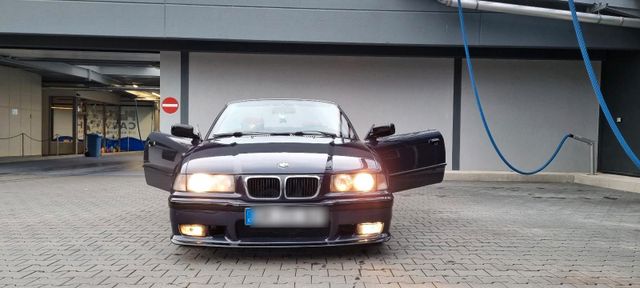 BMW e36 320 cabrio