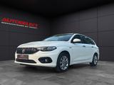 Fiat Tipo Lounge Multijet Automat*AHK*NAVI*Temp*R.Kam - Fiat Tipo Gebrauchtwagen in Hamburg