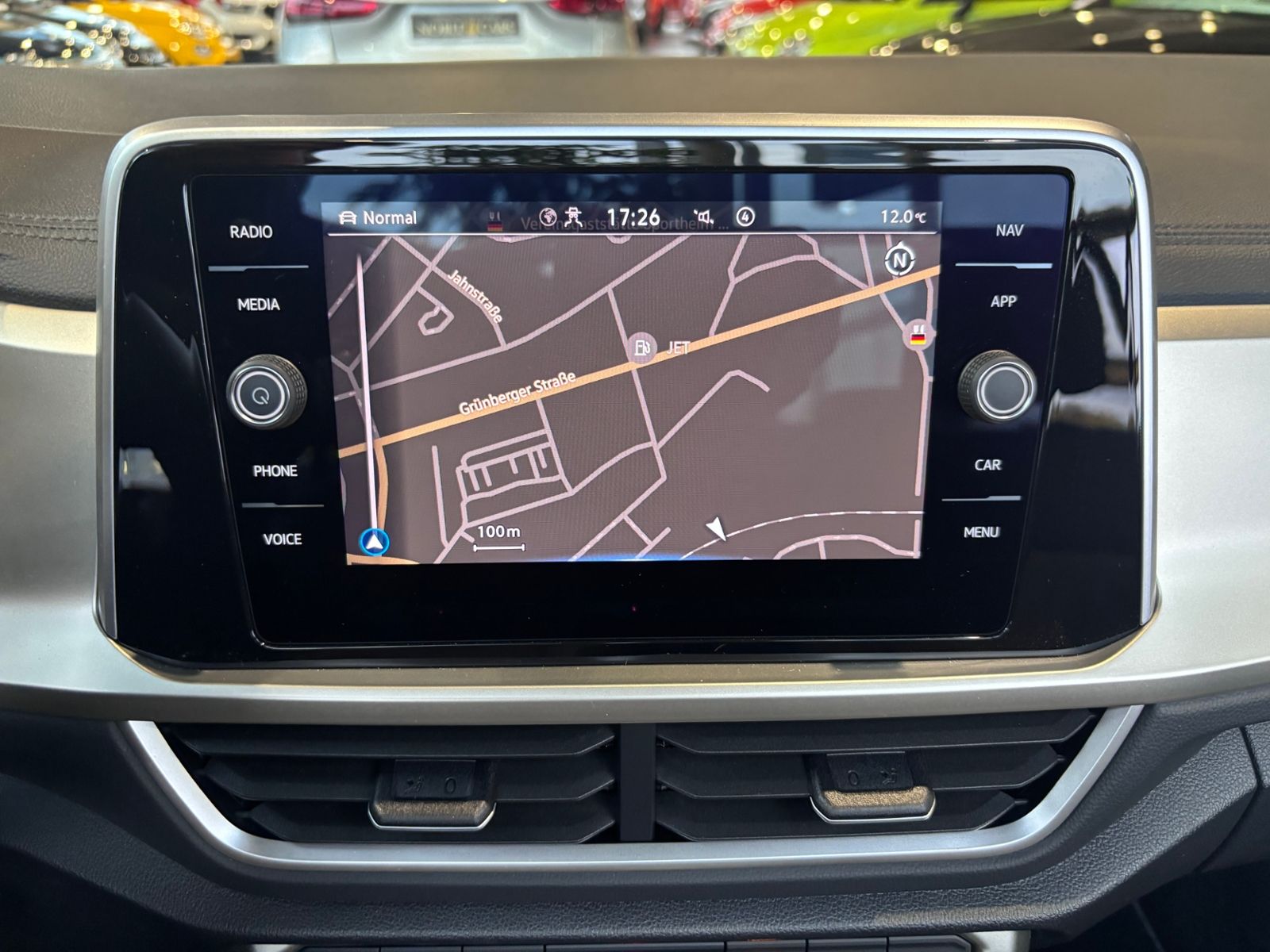 Fahrzeugabbildung Volkswagen T-Roc Cabriolet Move RFK LED NAVI ALU