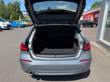 BMW 118 i AdvantageSport+LED+Pano+Navi+VirtCock+SHZ