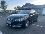 Volkswagen VW Passat Kombi - Volkswagen Passat aus 2010: Kombi