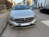 Mercedes-Benz A 200 A A 200 *GARANTIE*KAMERA*8FACH* - Mercedes-Benz A 200 mit Benzin-Antrieb: Automatik