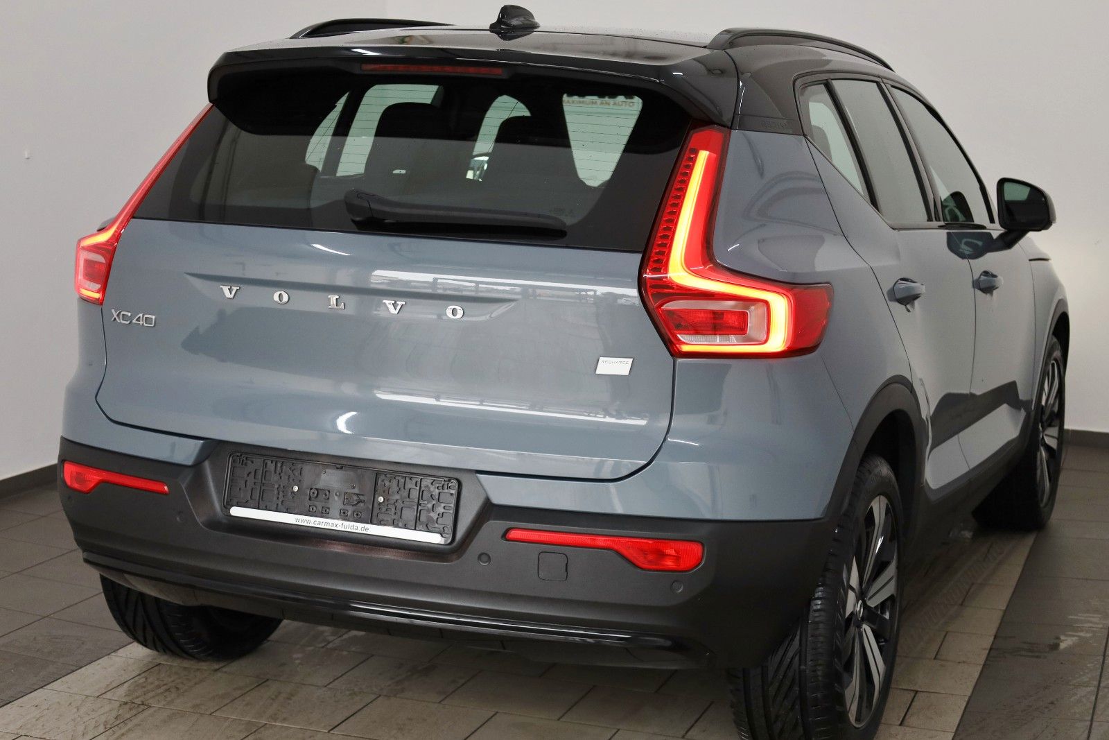 Fahrzeugabbildung Volvo XC40 Plus Recharge Navi,SH,StandHZ,Kamera,ACC