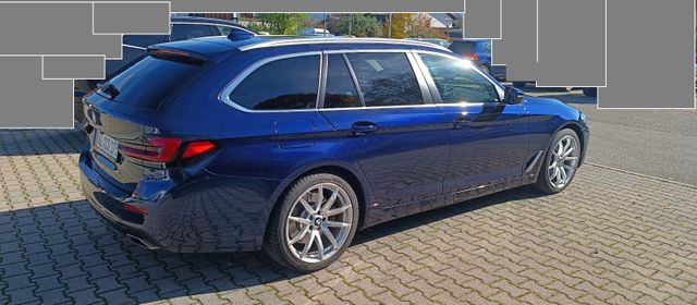 BMW 530d Tour. Vollaust. Leder / H&K / KlimaSitze ..