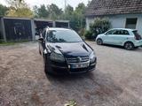 Volkswagen Golf 1.6 Trendline Variant Trendline - Kombis bis 5.000 Euro