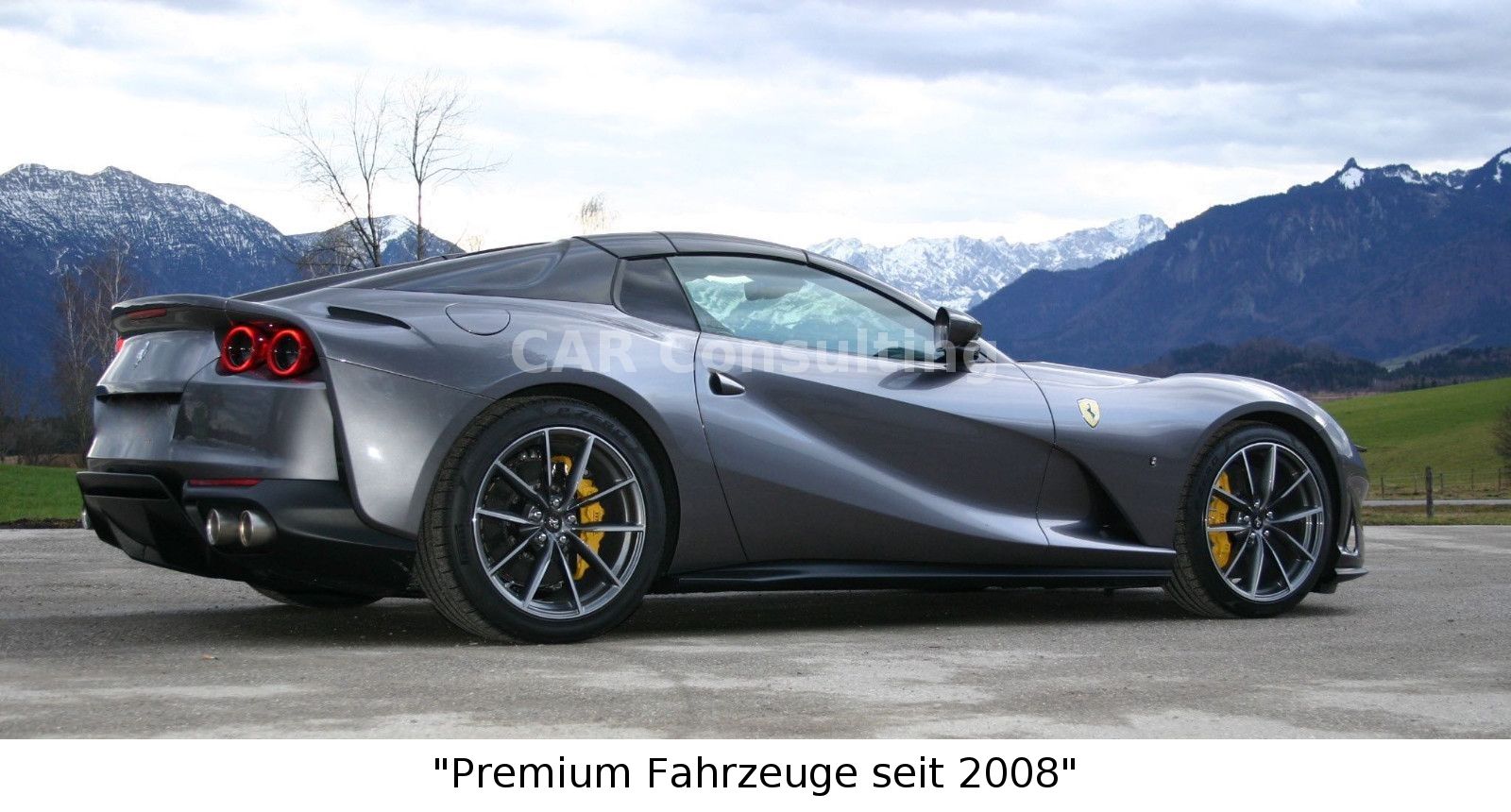 FERRARI 812