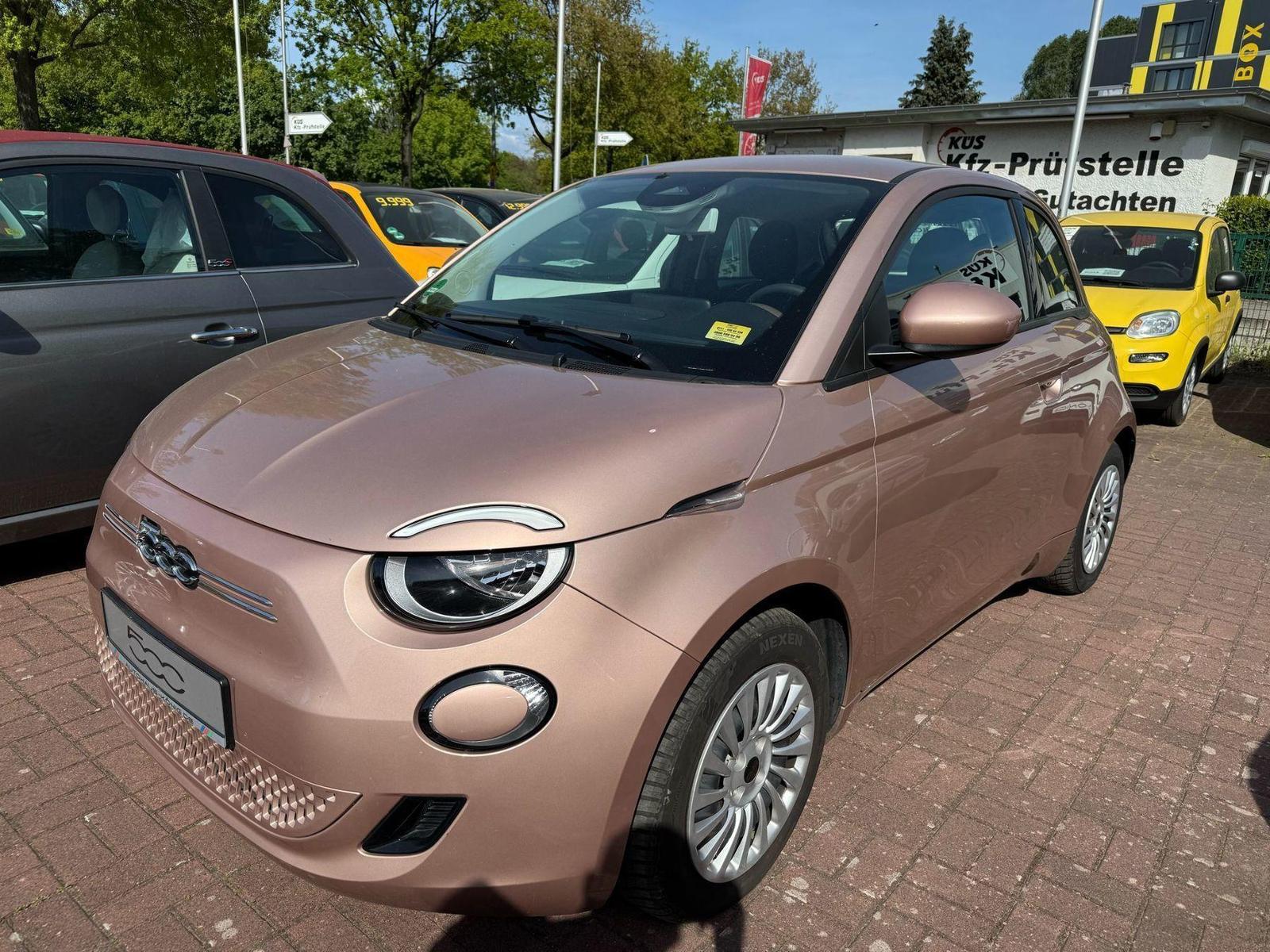 Fiat 500e MY23*Klimaautomatik*Apple Carplay*GJR