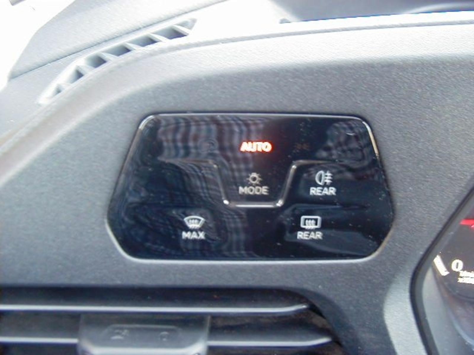 Volkswagen Caddy Maxi 2.0TDI Kombi-Klima-5 Sitze-AHK-1.Hand