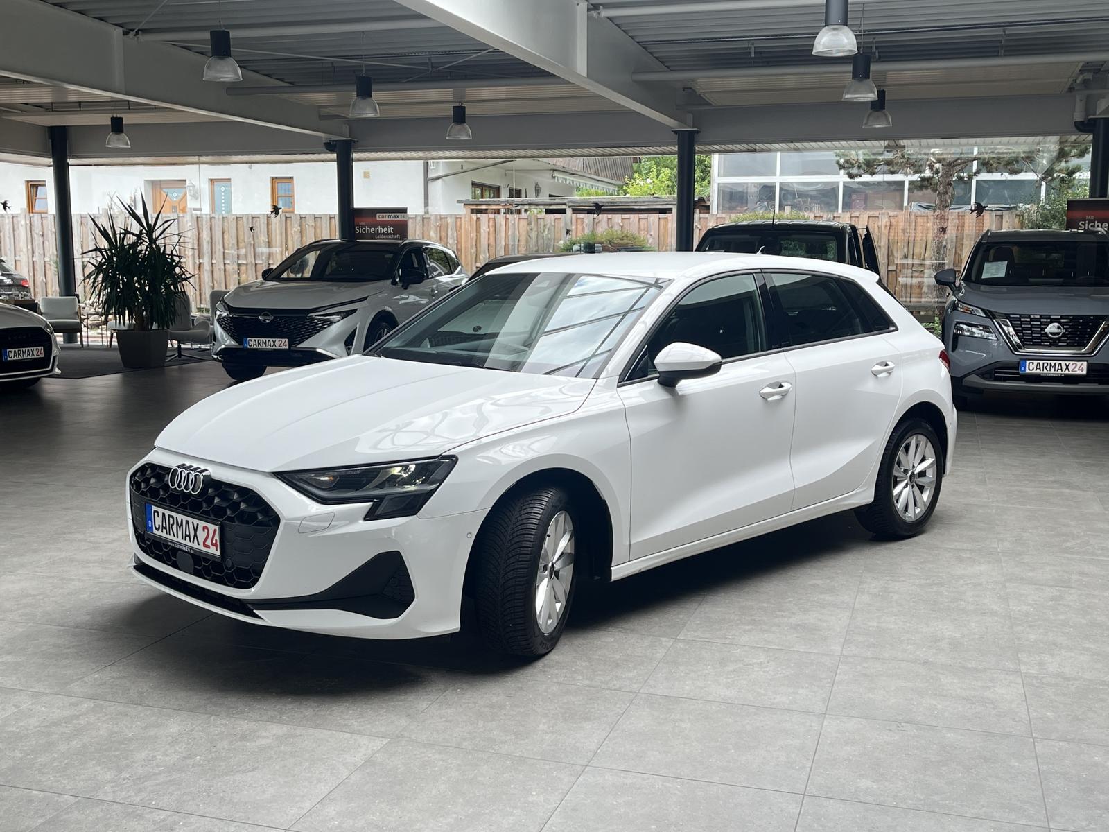 Audi A3 30 eTFSI S-Tronic CarPlay LED Virtual PDC, миниатюра 4