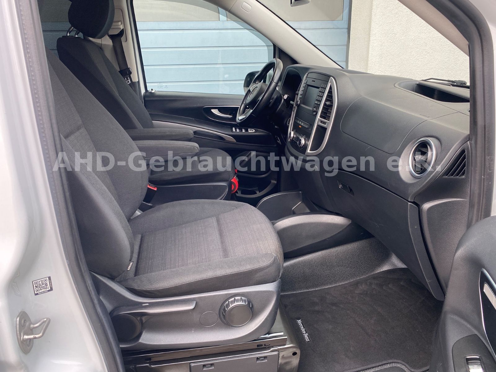 Fahrzeugabbildung Mercedes-Benz Vito Tourer 114/116/119 CDI Edition lang