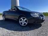 Volkswagen Eos 2.0 FSI Standard - Volkswagen Eos Standard mit Benzin-Antrieb