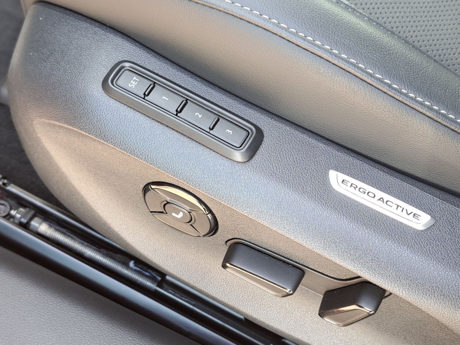 Volkswagen Passat Variant - Bild 25