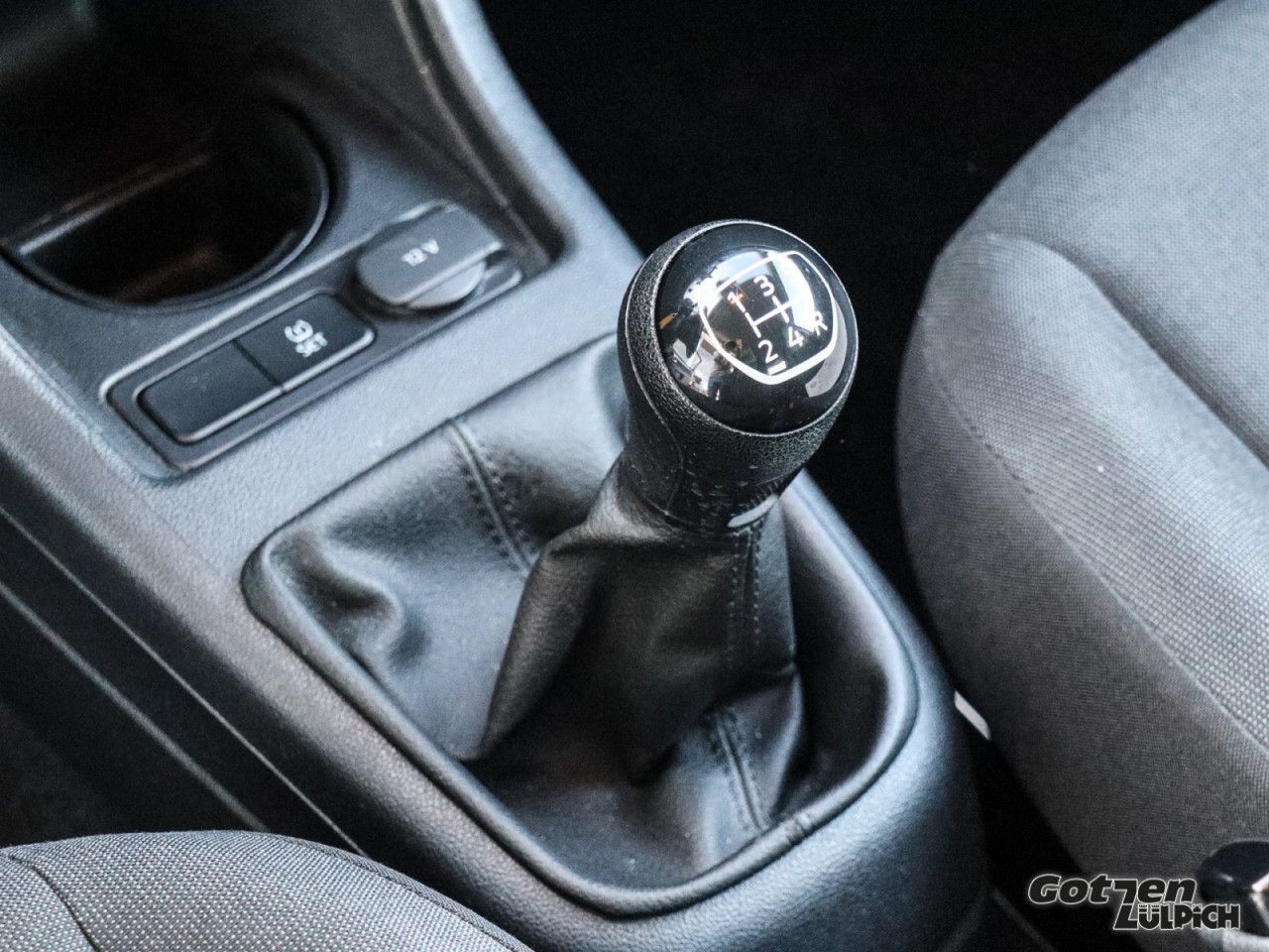 Fahrzeugabbildung Volkswagen up! 1.0 Klima Vordersitze beheizbar E-Spiegel