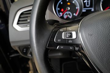 Volkswagen Golf Sportsvan - 11