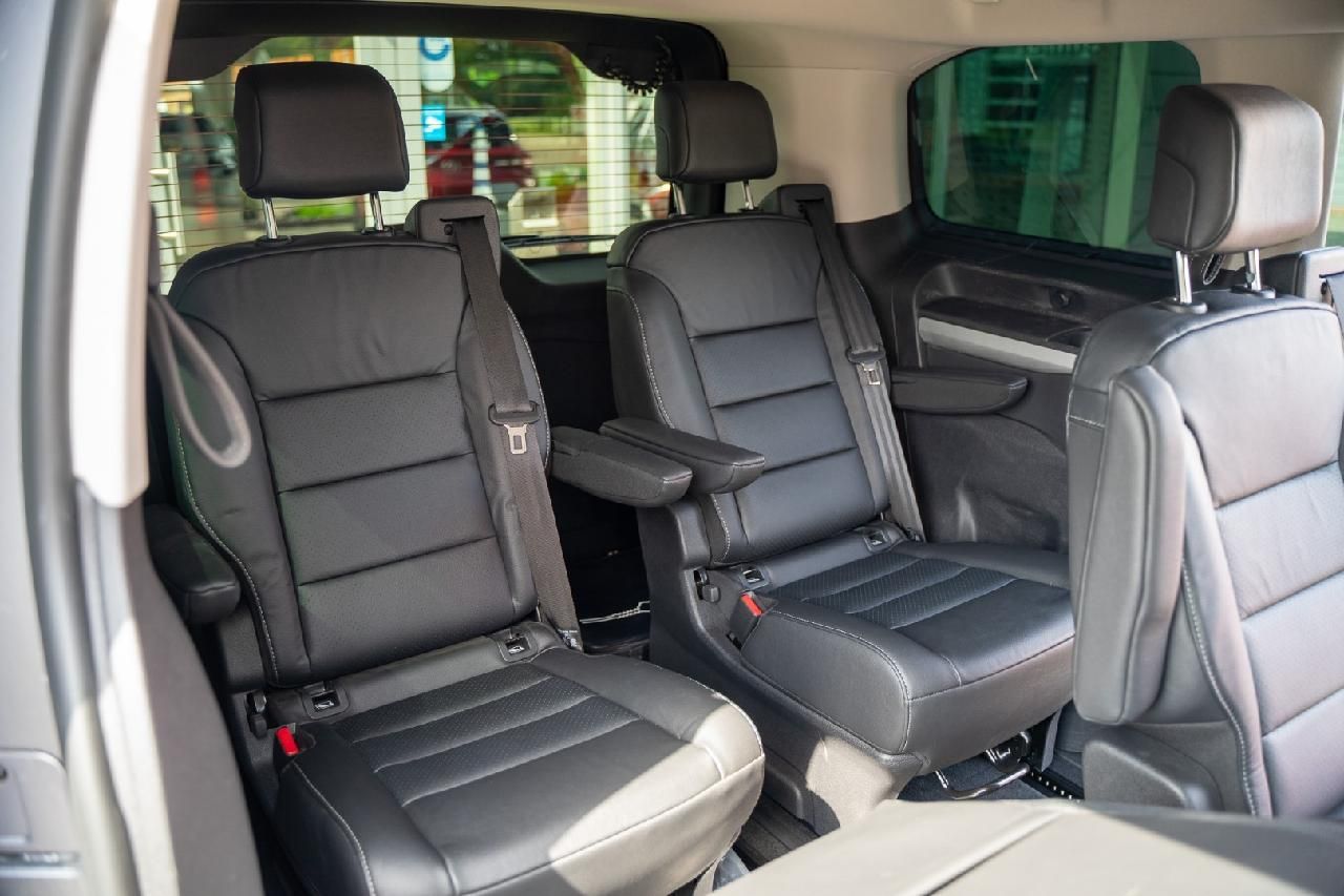 Fahrzeugabbildung Opel Zafira Life Electric Tourer M 75kw