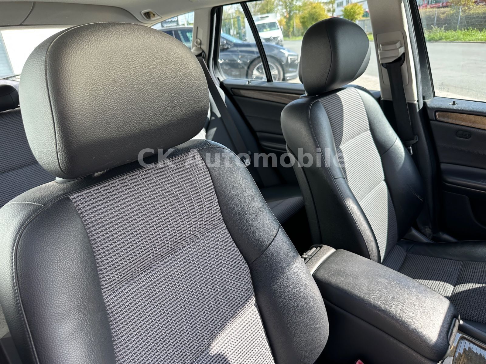 Fahrzeugabbildung Mercedes-Benz C 200 C T-Modell Kompressor Avantgarde/Xenon/PDC