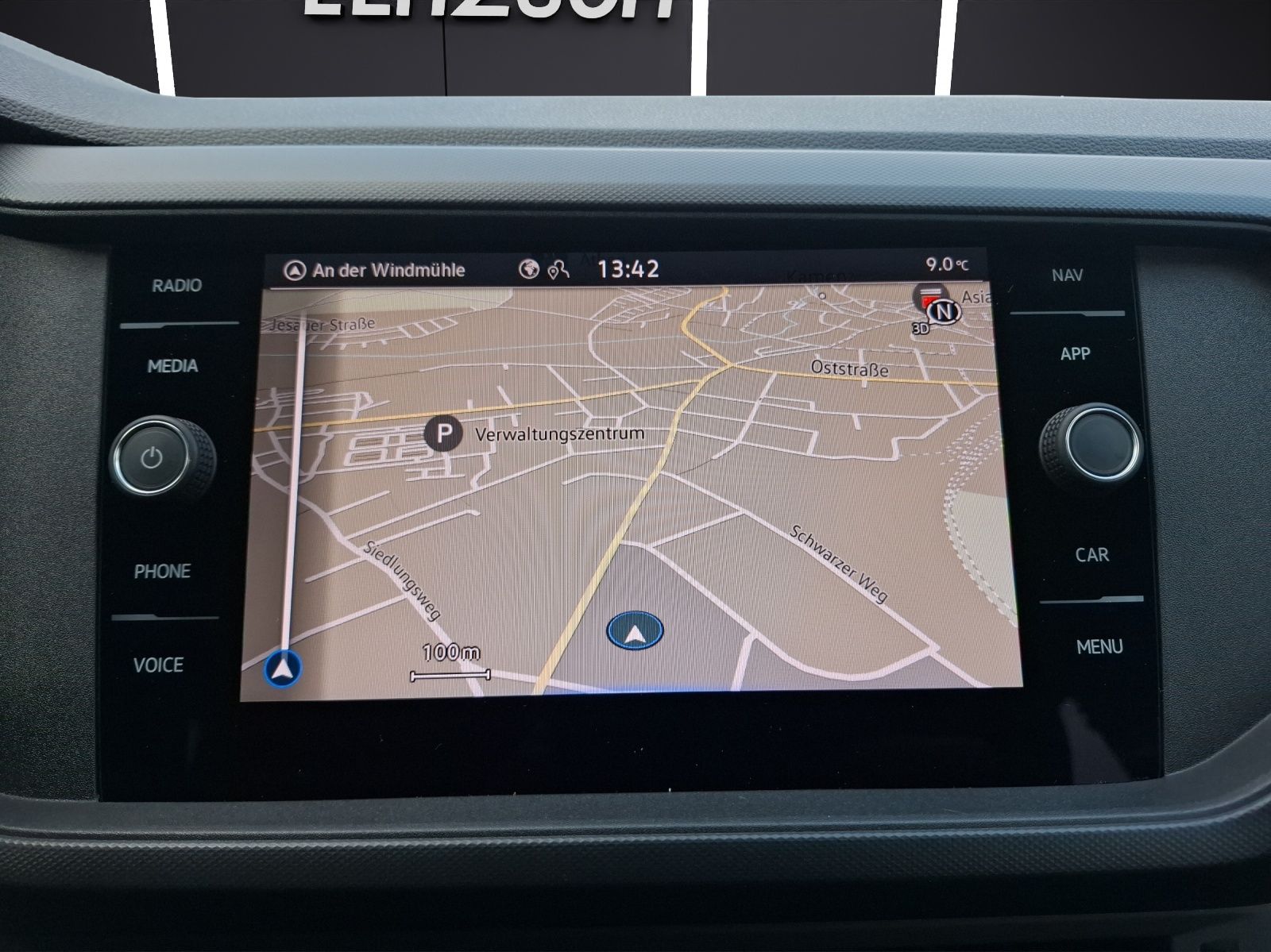 Fahrzeugabbildung Volkswagen T-Cross TSI Basis Navi AID PDC SH