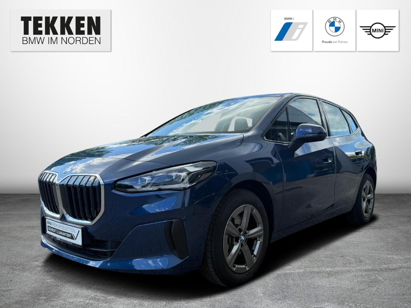 BMW 220 i AHK-klappbar Navi RFK LED