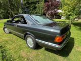 Mercedes-Benz 560 - Mercedes-Benz 560 mit Benzin-Antrieb: Coupe