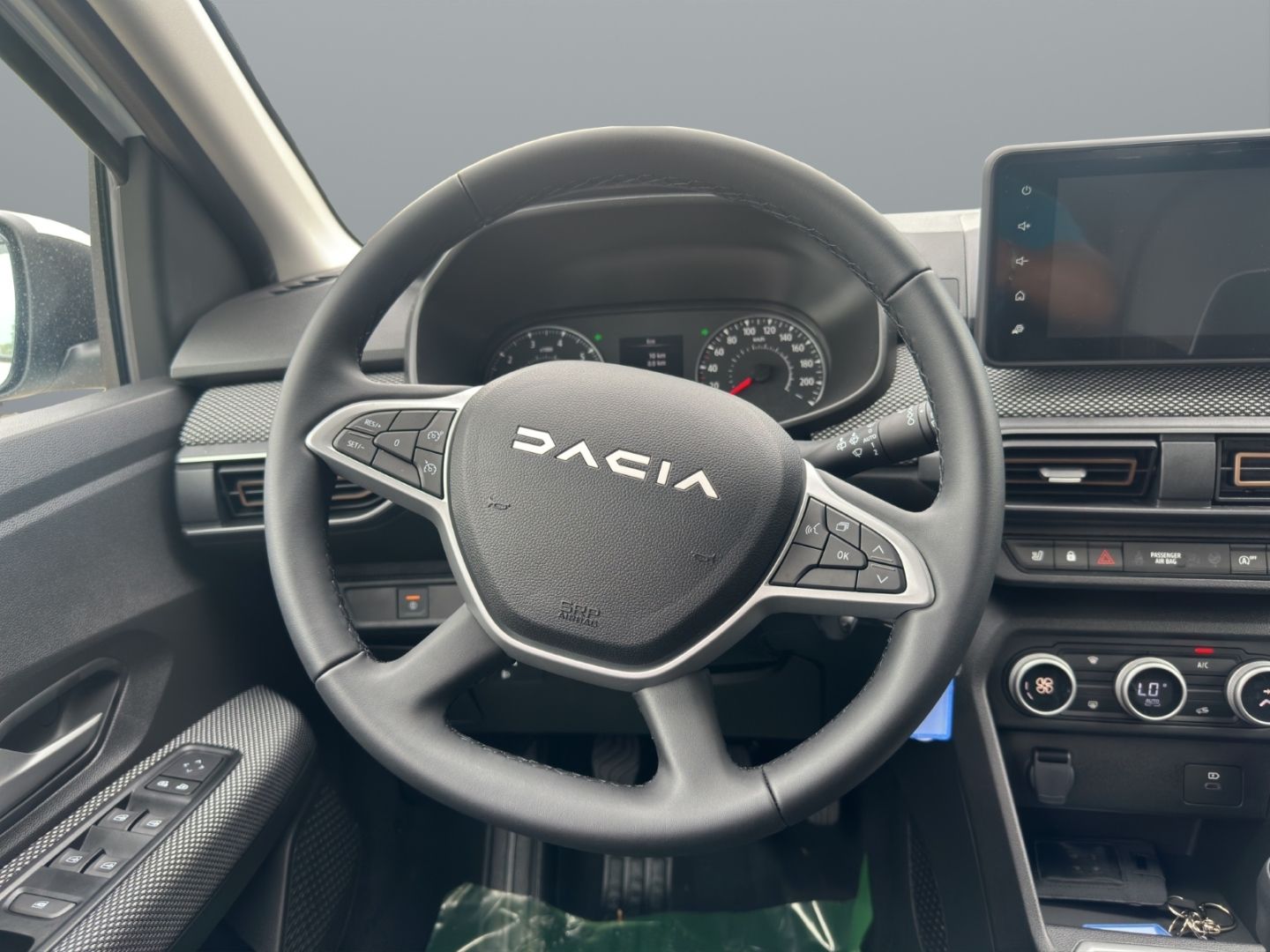Fahrzeugabbildung Dacia Sandero III Stepway Expression 1.0 TCe 90 EU6e L