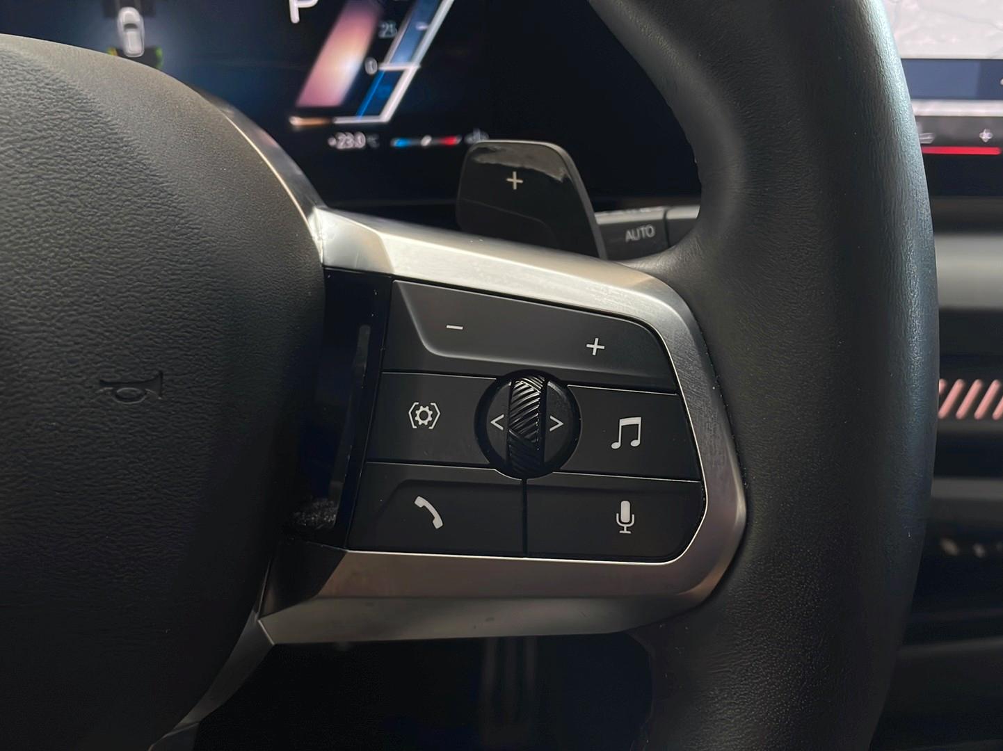 BMW 1 Series i M Sport HUD 360° KZU QI 2ZK DA SHZ adp. LED, миниатюра 15