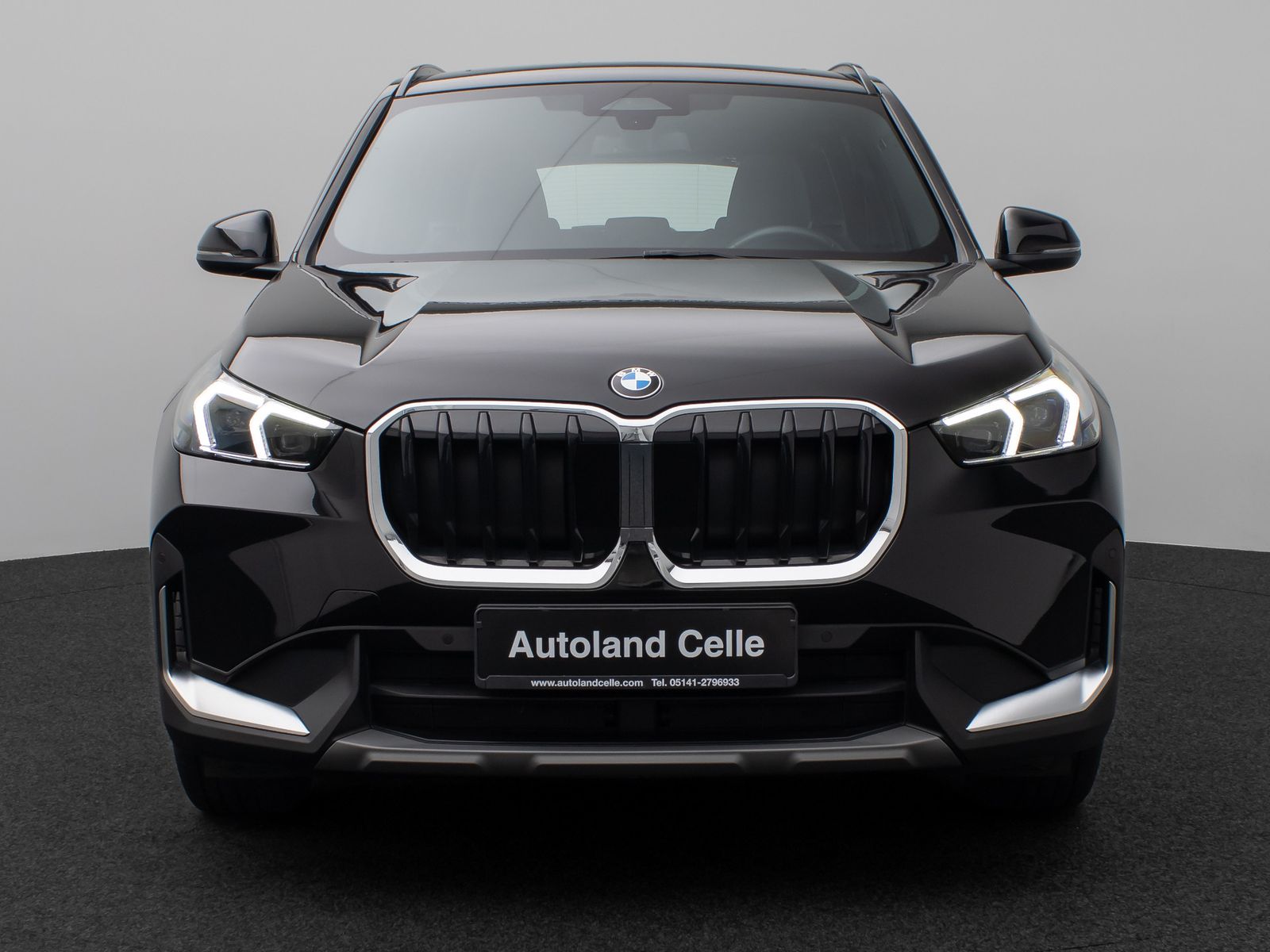 Fahrzeugabbildung BMW X1 sD18i Panorama Kamera DAB H/K Komfort Sport