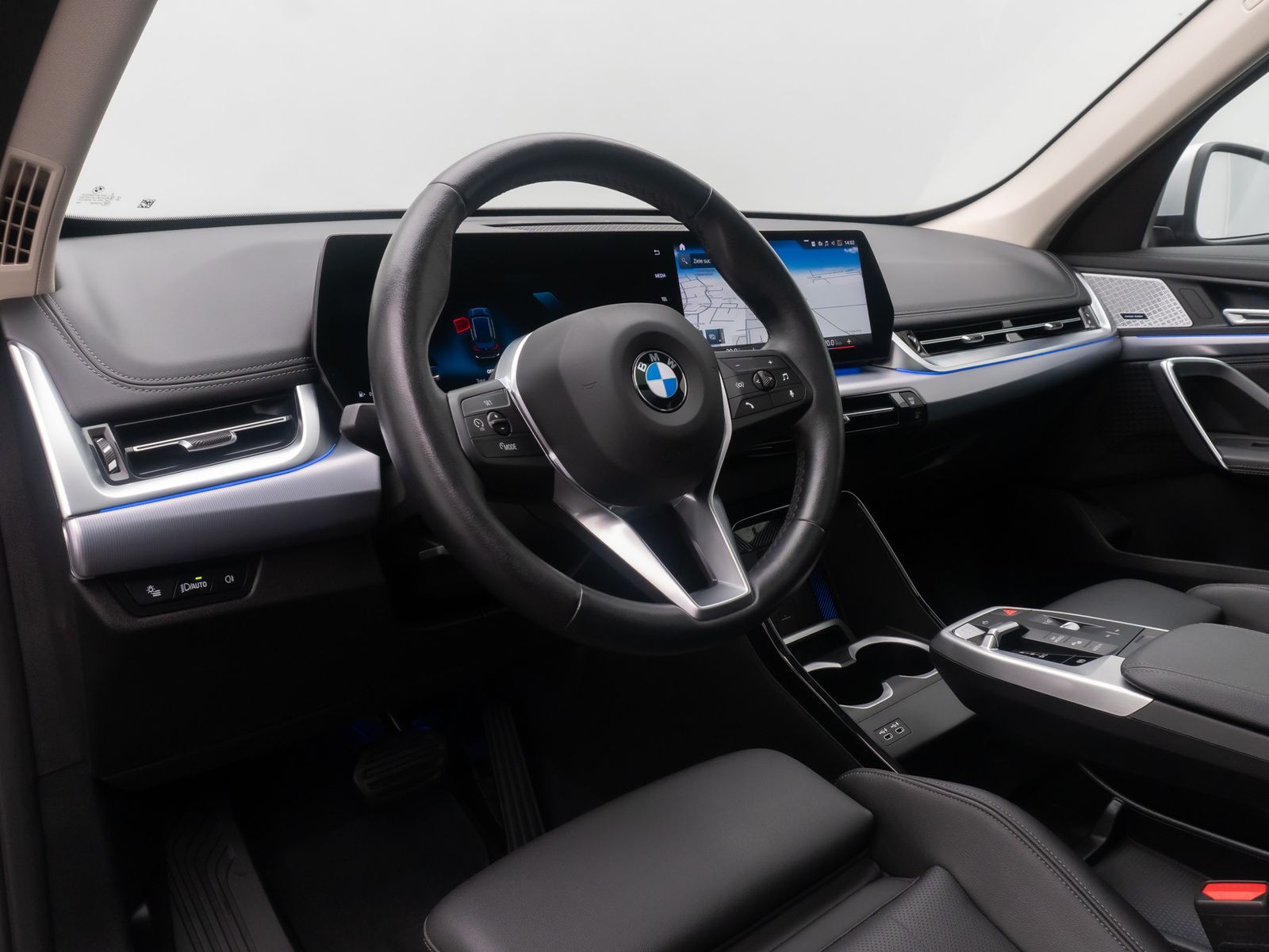 Fahrzeugabbildung BMW X1 xD20d xLine Kamera H/K AHK DAB Panorama 19"