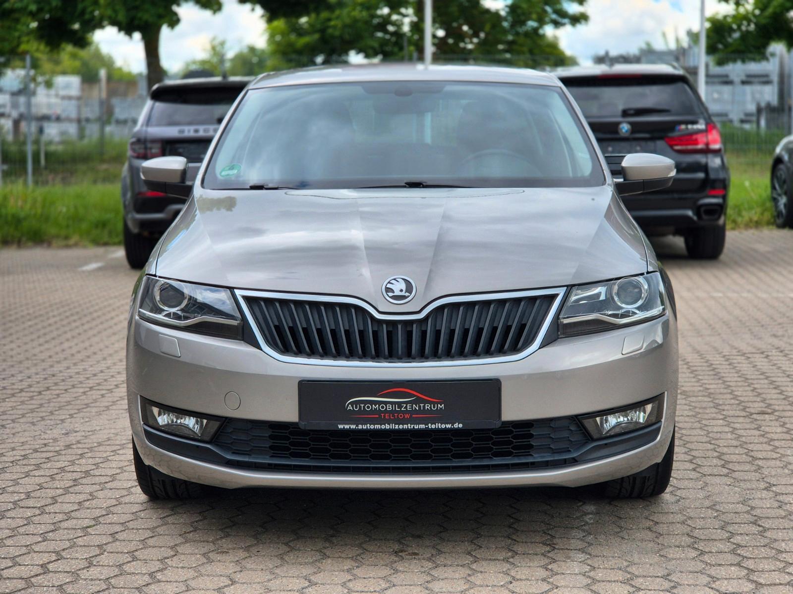 Skoda Rapid Spaceback Drive Tempomat/ Sitzheizung/DAB