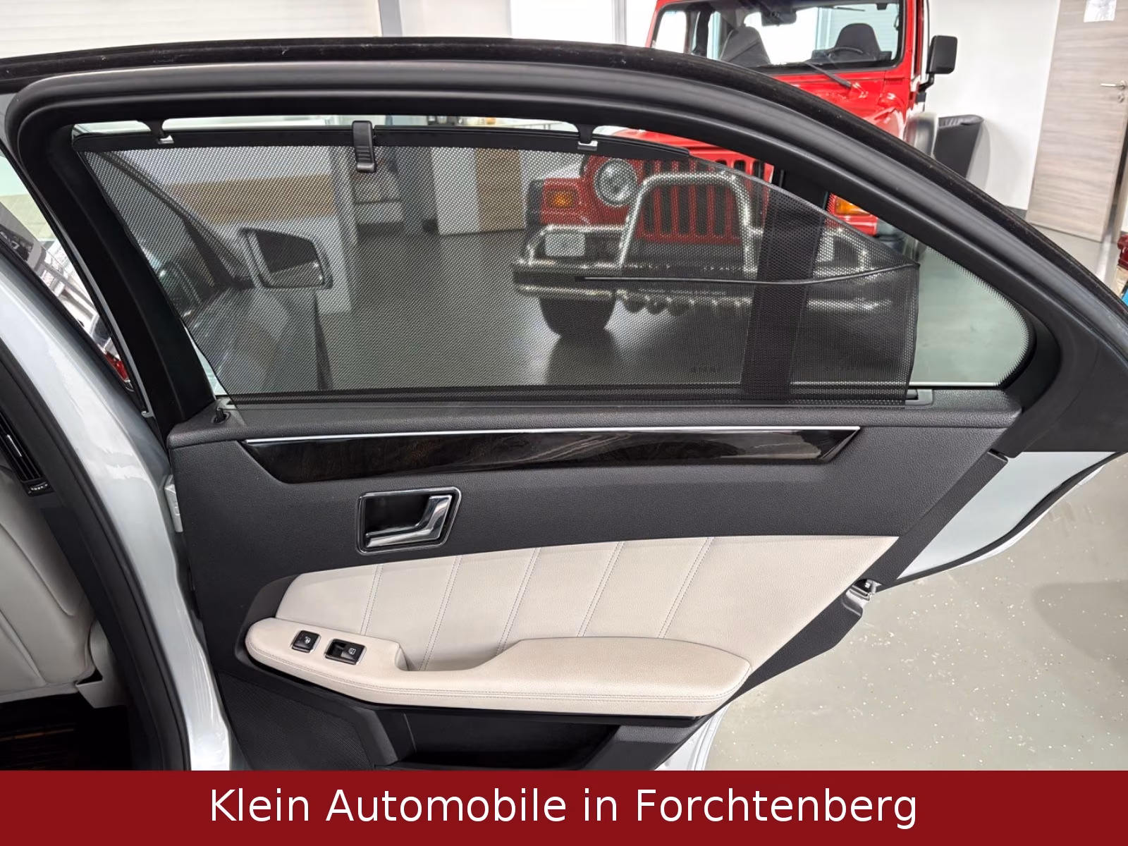 MERCEDES-BENZ E 350 292 ch BVA - PACK SPORT - TOIT OUVRANT - VOLANT EN CUIR